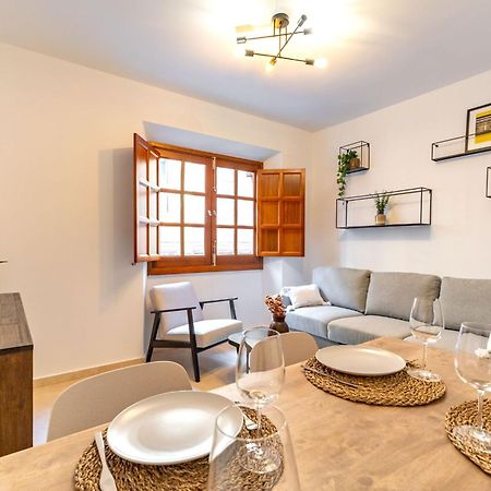 Charming 2 Bedroom Apartment At San Marcos Plaza By Ocityzen Sevilla Eksteriør billede