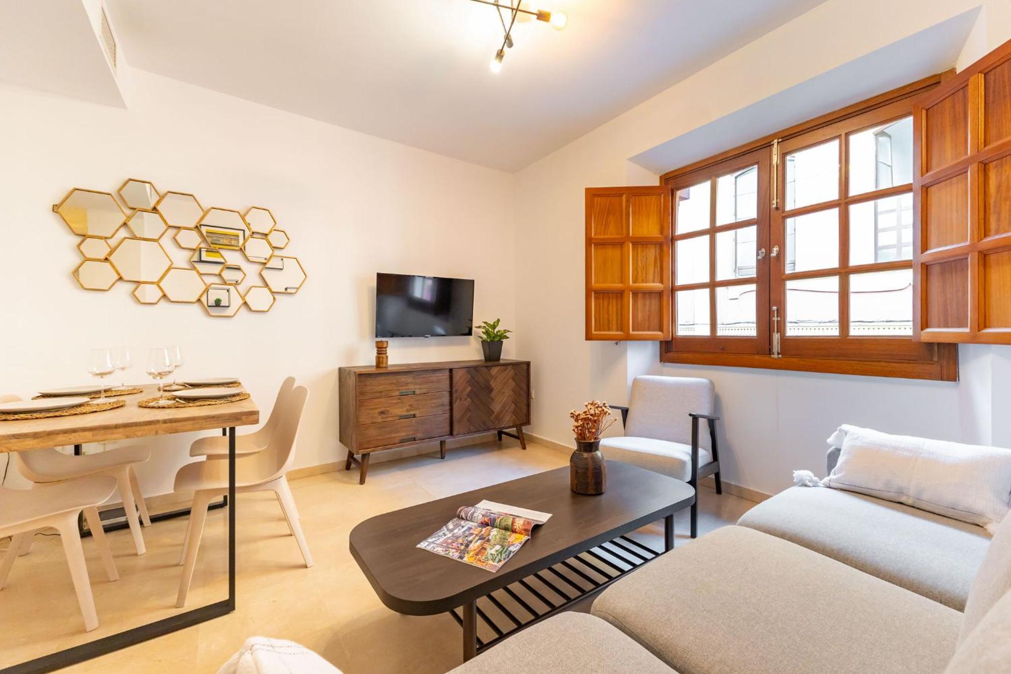Charming 2 Bedroom Apartment At San Marcos Plaza By Ocityzen Sevilla Eksteriør billede