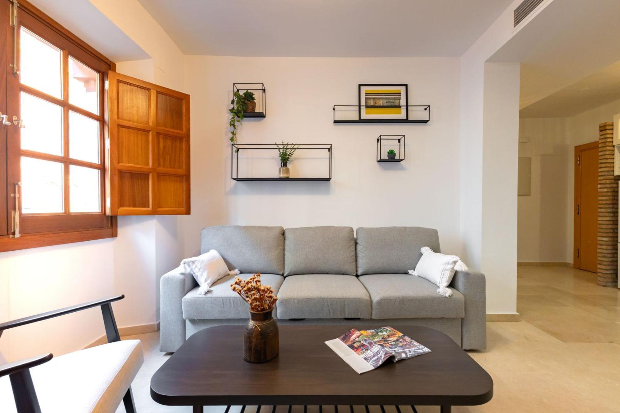 Charming 2 Bedroom Apartment At San Marcos Plaza By Ocityzen Sevilla Eksteriør billede