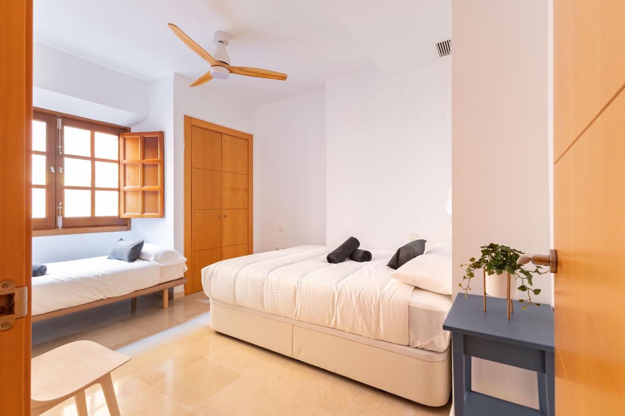 Charming 2 Bedroom Apartment At San Marcos Plaza By Ocityzen Sevilla Eksteriør billede