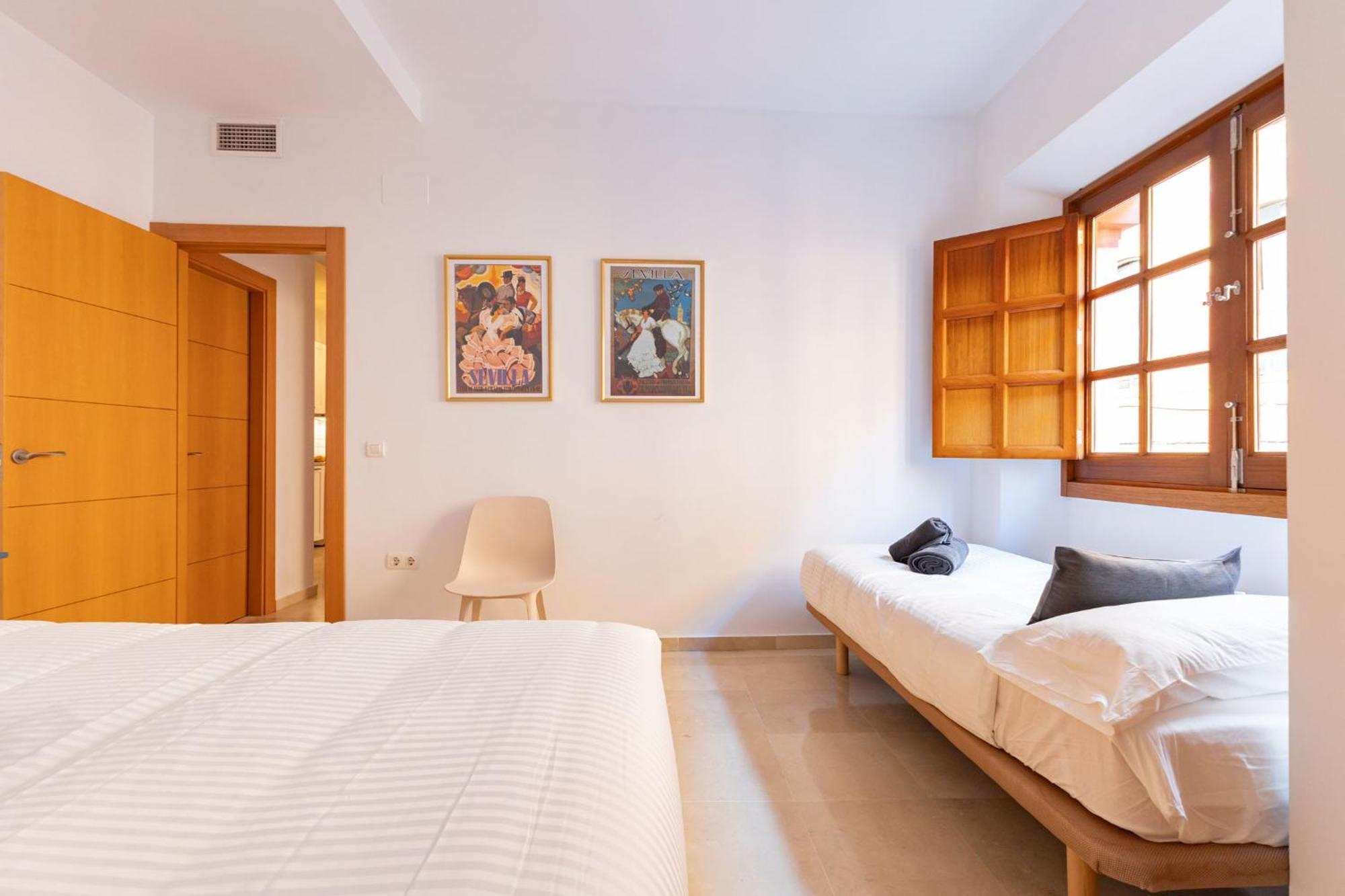 Charming 2 Bedroom Apartment At San Marcos Plaza By Ocityzen Sevilla Eksteriør billede